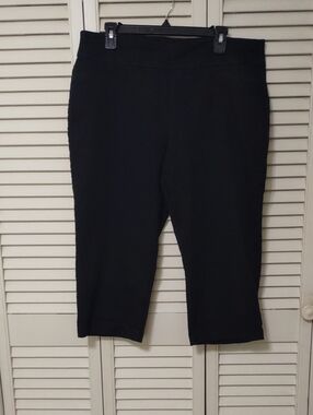 Croft & Barrow Pants Black The Effortless Pull-on Stretch Capri Size 14